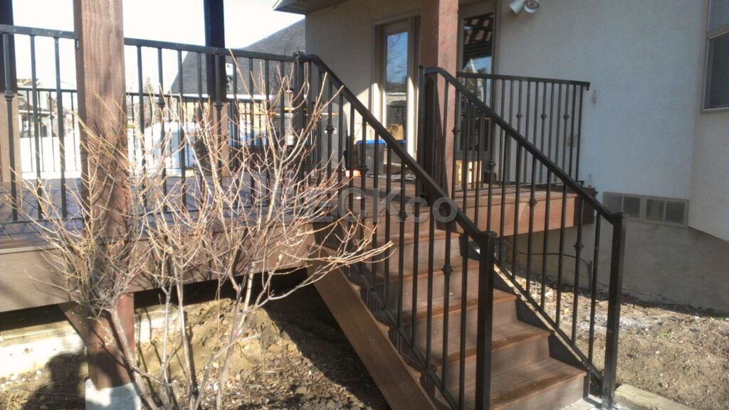 Deck project 17, photo 3